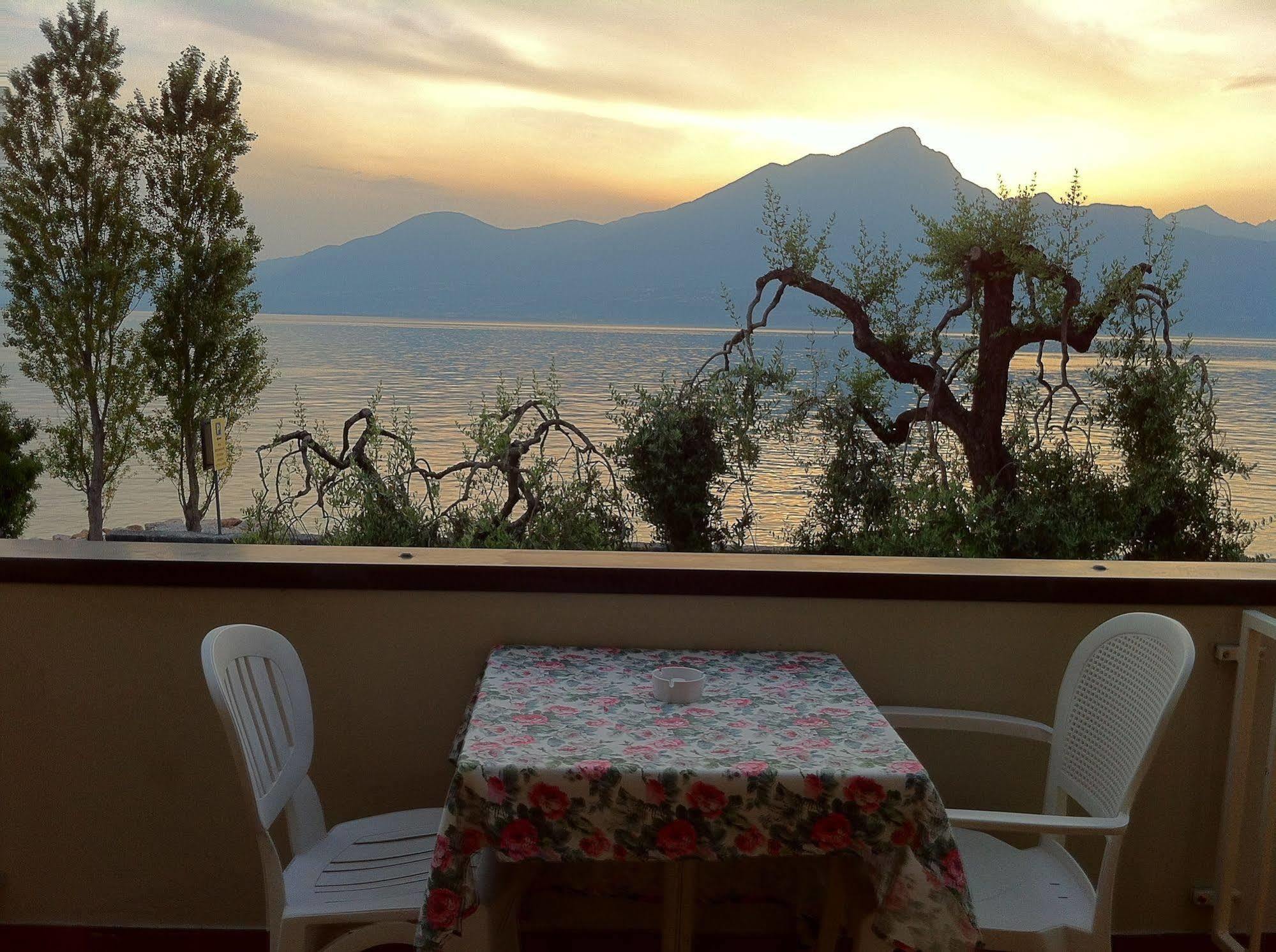 Hotel Fraderiana ตอร์รีเดลเบนาโก ภายนอก รูปภาพ
